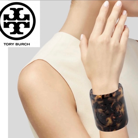 Tory Burch Tortoise Logo Cuff - Picture 3 of 3